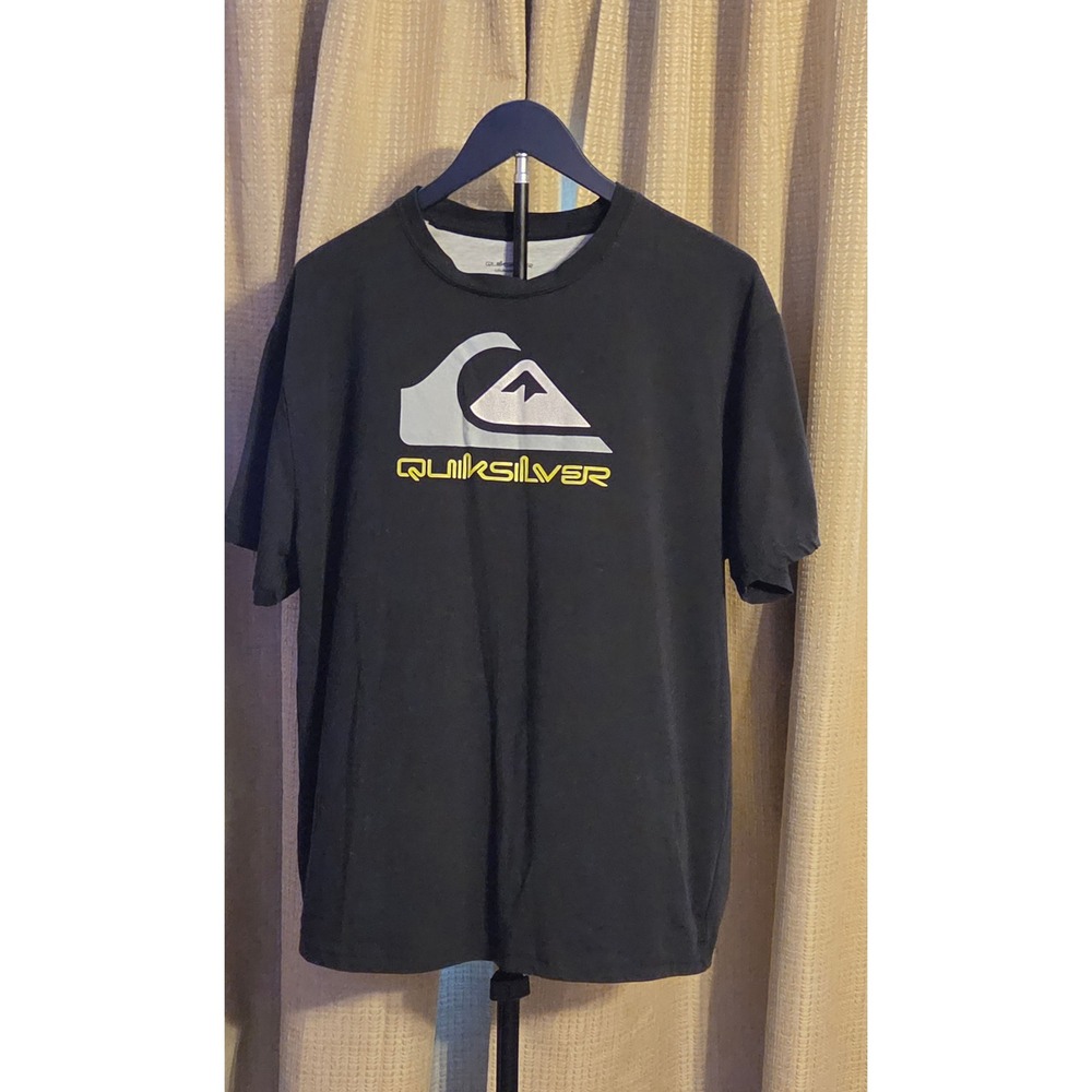 Quiksilver Short Sleeve Graphic Loungewear T-Shirt Men's Size‎ Large Black